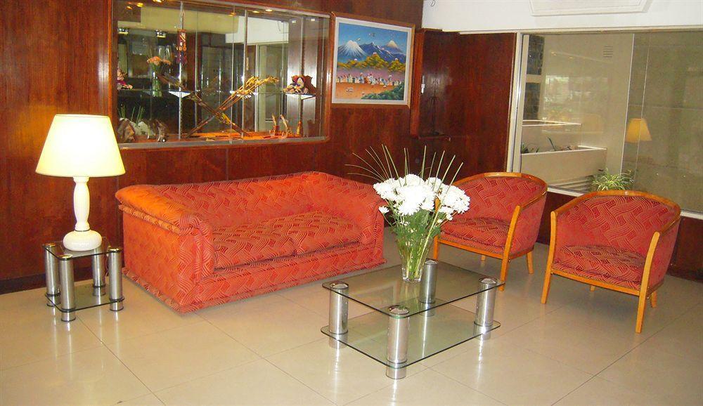 Ecuador Hotel Буенос Айрес Екстериор снимка