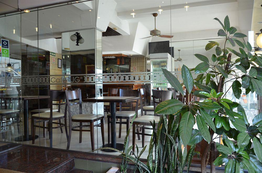 Ecuador Hotel Буенос Айрес Екстериор снимка