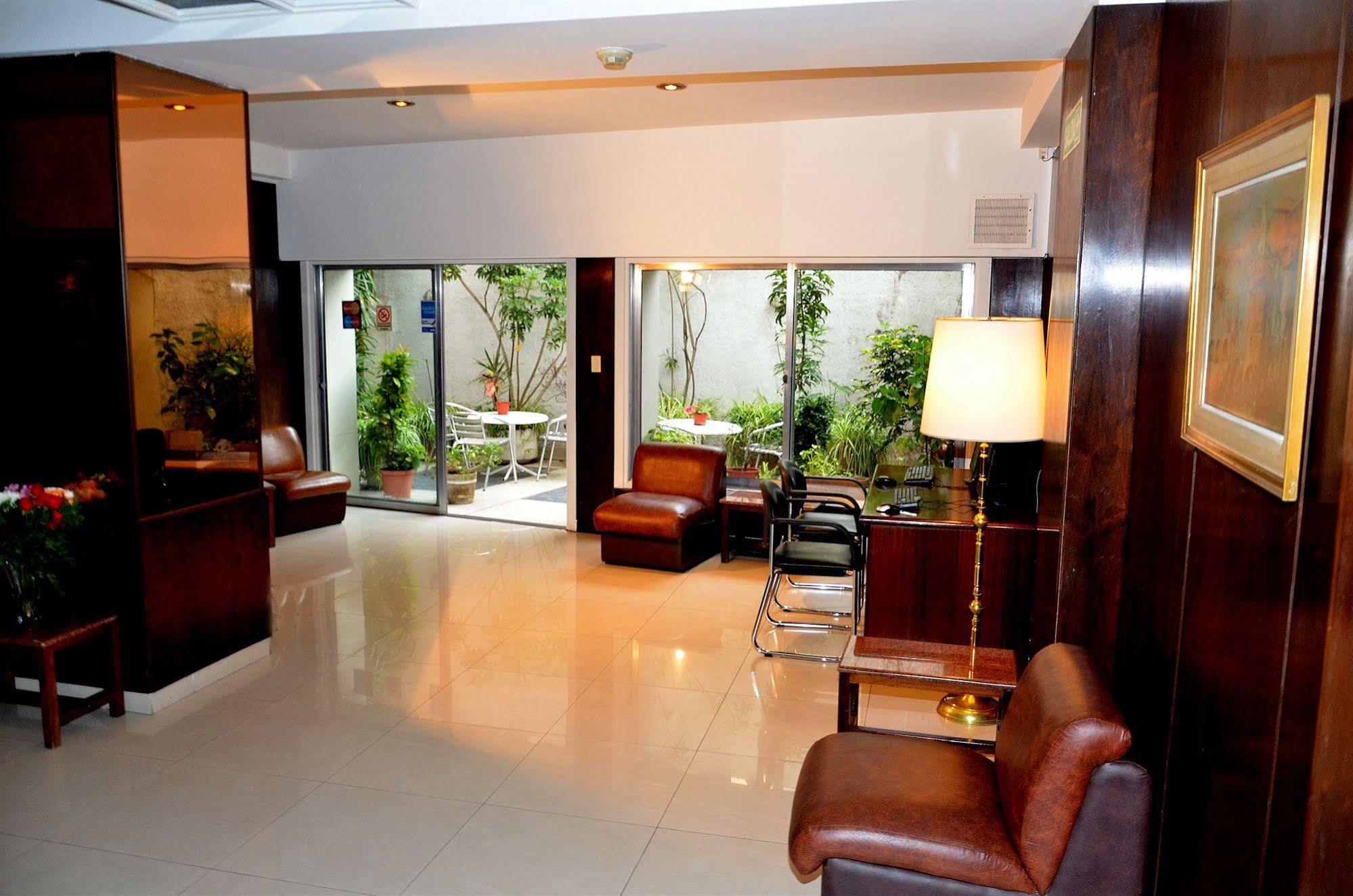 Ecuador Hotel Буенос Айрес Екстериор снимка