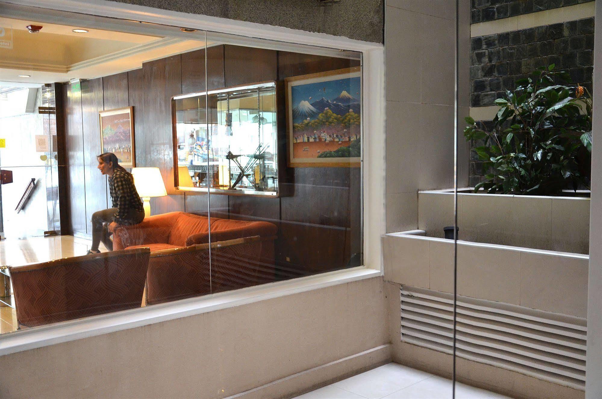 Ecuador Hotel Буенос Айрес Екстериор снимка