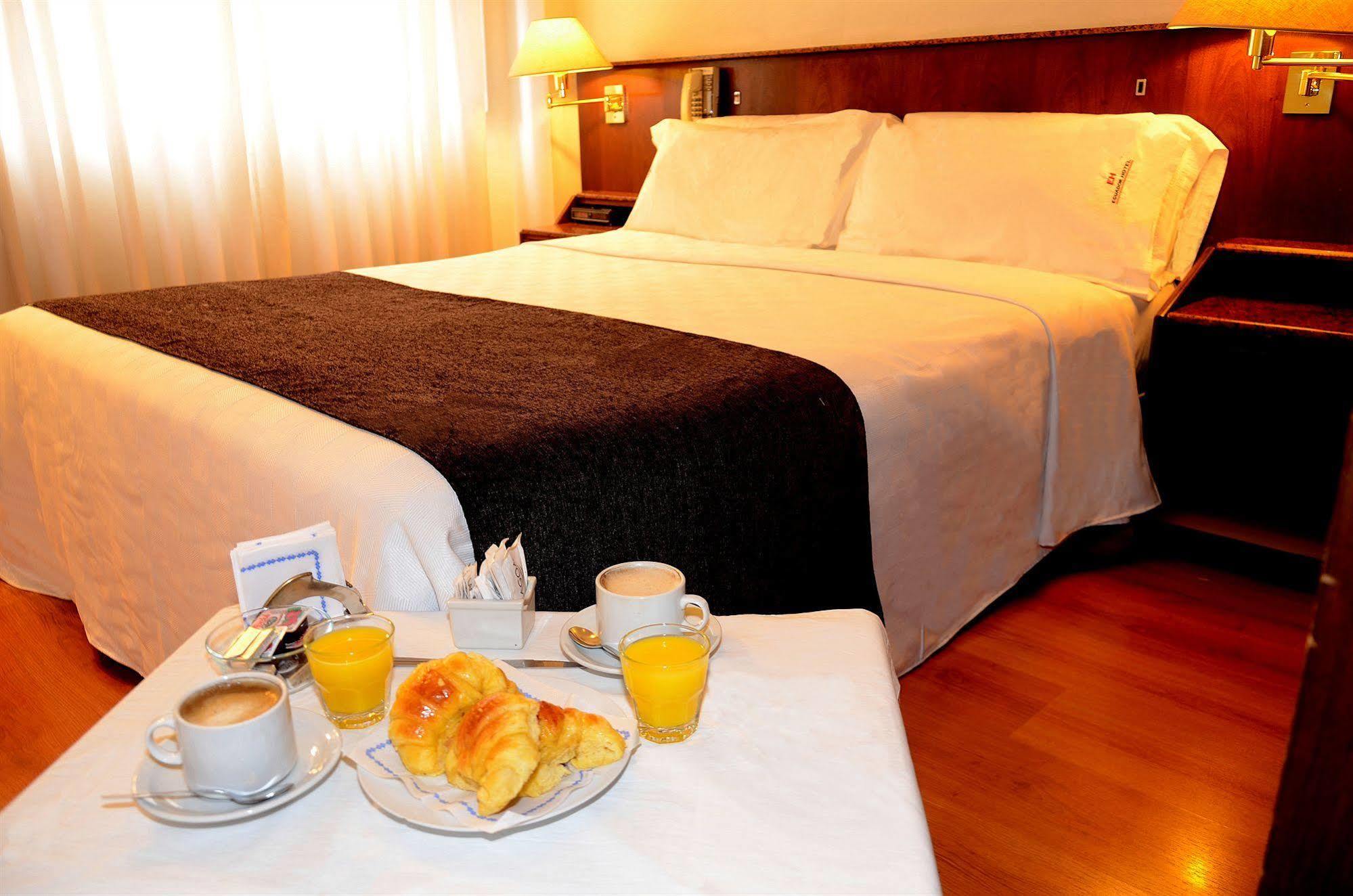 Ecuador Hotel Буенос Айрес Екстериор снимка
