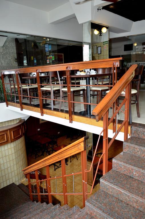 Ecuador Hotel Буенос Айрес Екстериор снимка